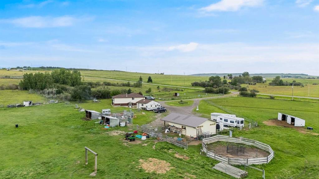 Picture of 378052 16 Street W, Okotoks Real Estate Listing