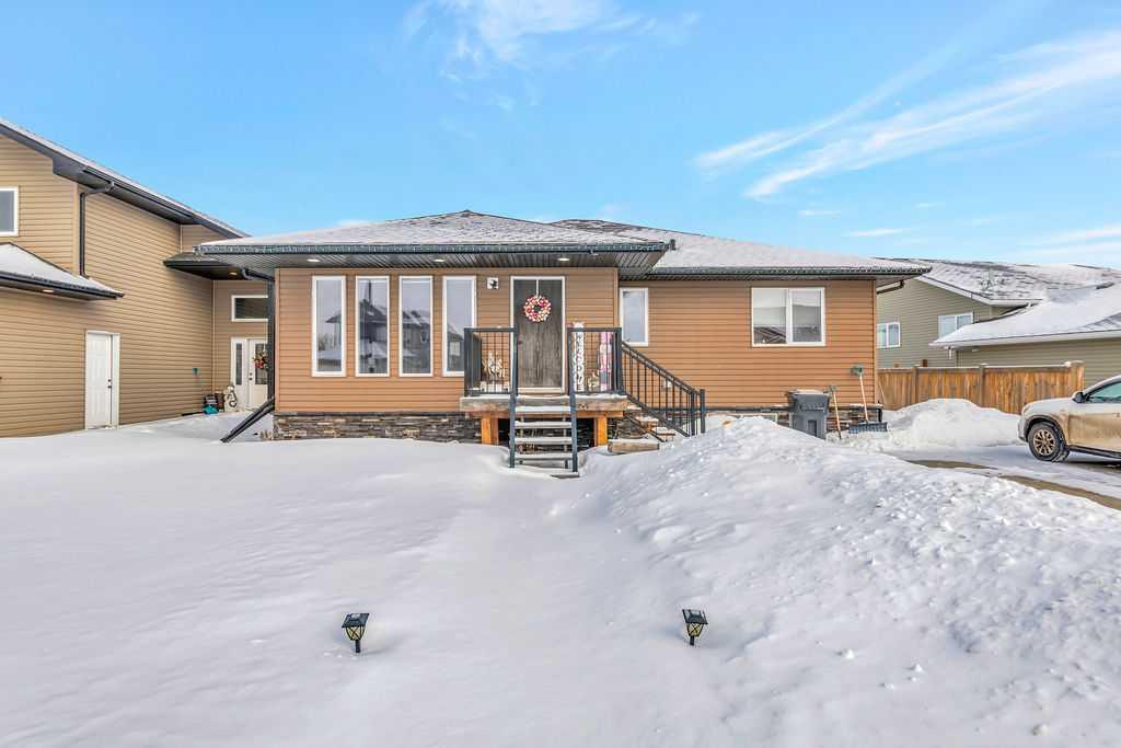 Picture of 5514 52 Avenue , Blackfoot Real Estate Listing