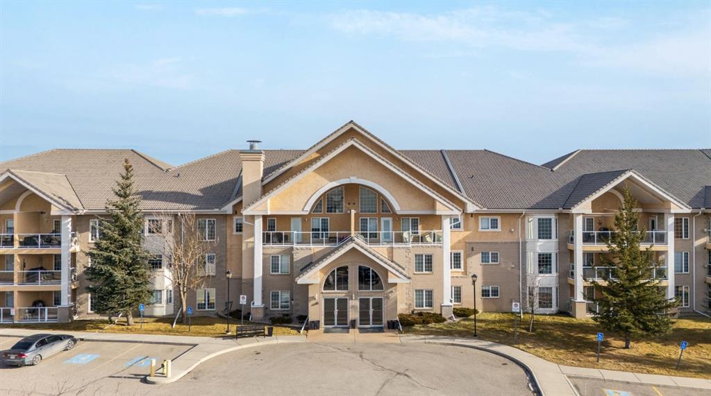 Picture of 106, 728 Country Hills Road NW, Calgary Real Estate Listing