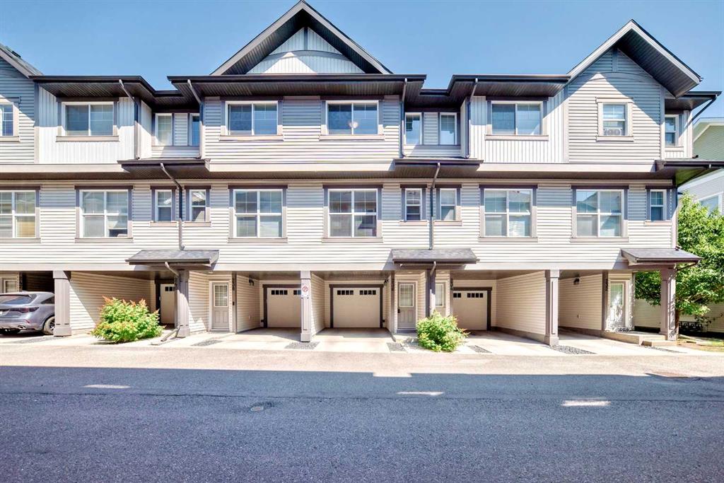 Picture of 236 New Brighton Row SE, Calgary Real Estate Listing