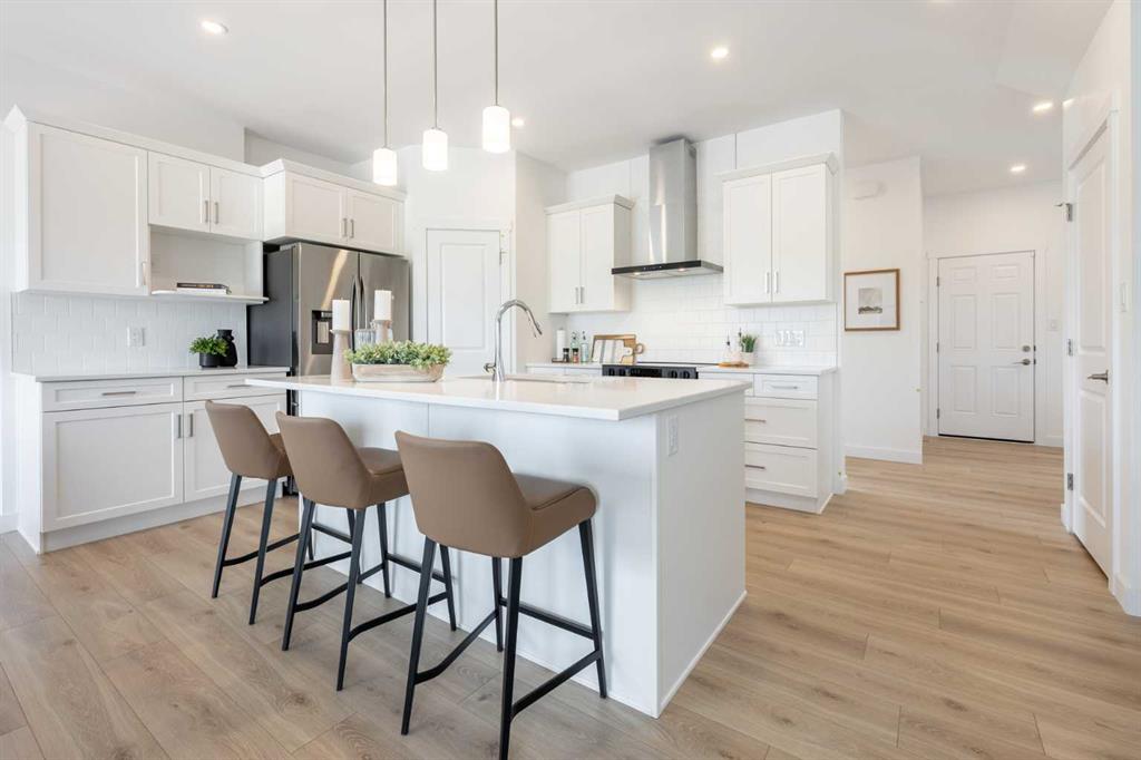 Picture of 10 Appaloosa Way , Cochrane Real Estate Listing