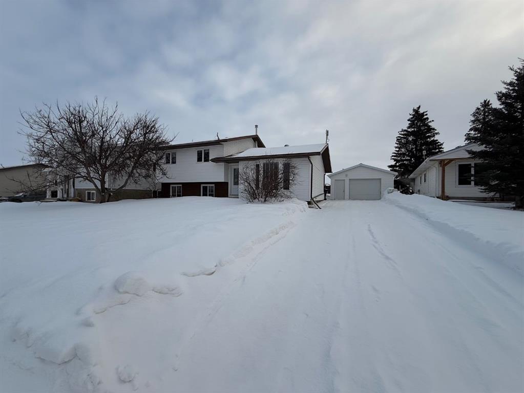 Picture of 5213 48 Street , Kitscoty Real Estate Listing