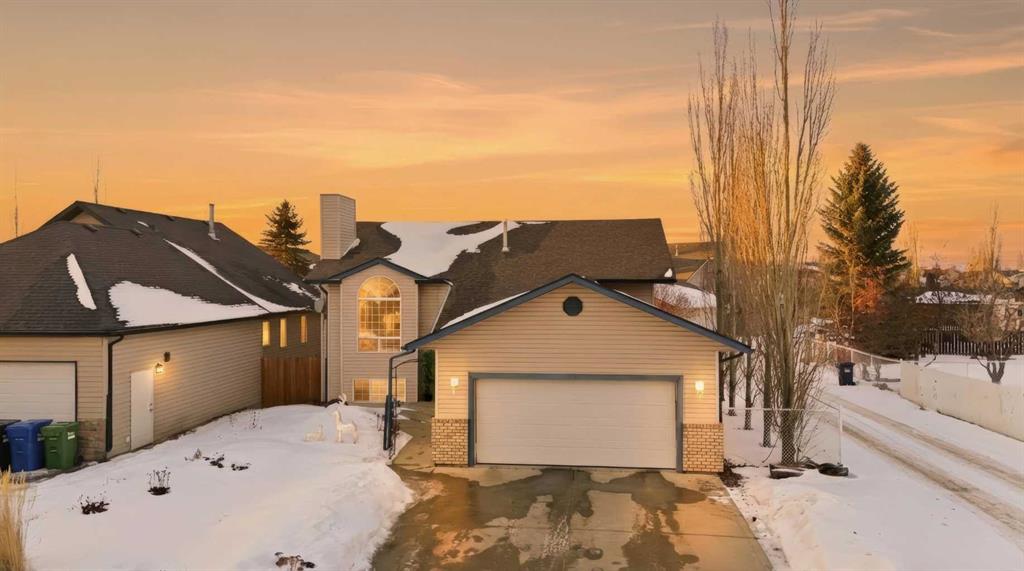 Picture of 22 Lampard Crescent , Red Deer Real Estate Listing