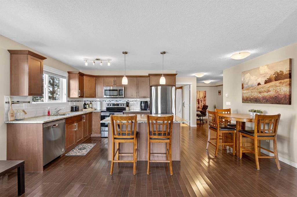 Picture of 312, 304 Cranberry Park SE, Calgary Real Estate Listing