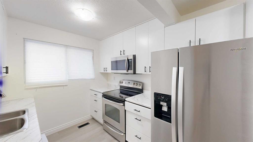 Picture of 1, 115 Lafayette Boulevard W, Lethbridge Real Estate Listing