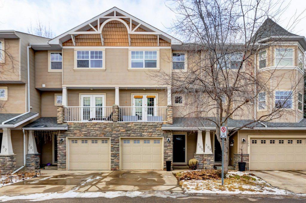 Picture of 105 Inglewood Grove SE, Calgary Real Estate Listing