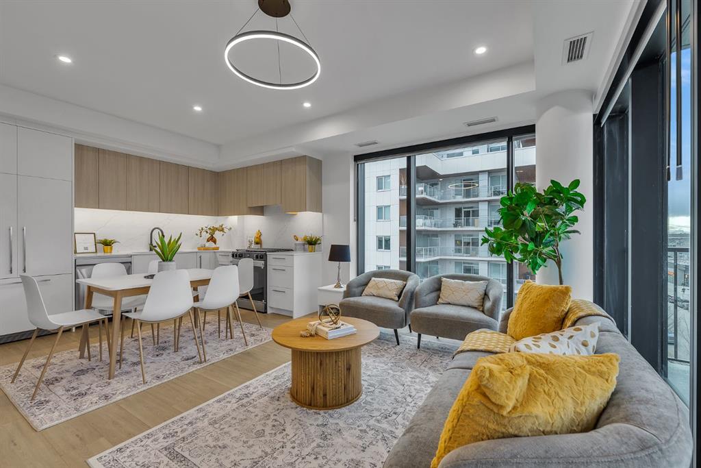 Picture of 513, 8375 Broadcast Avenue SW, Calgary Real Estate Listing