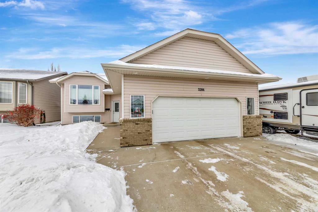 Picture of 3204 65 Avenue , Lloydminster Real Estate Listing