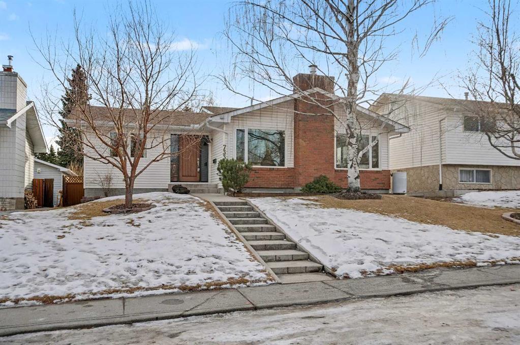 Picture of 7331 Silver Mead Road NW, Calgary Real Estate Listing