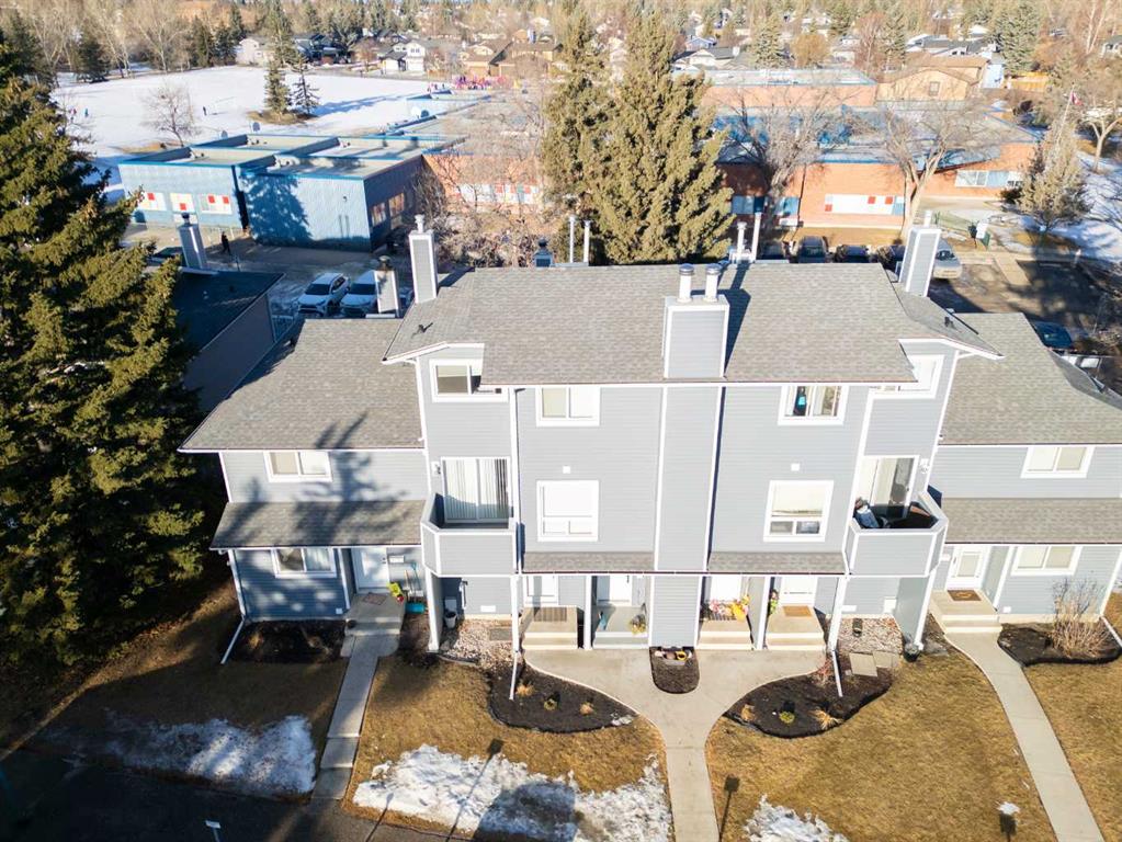 Picture of 15, 200 Shawnessy Drive SW, Calgary Real Estate Listing