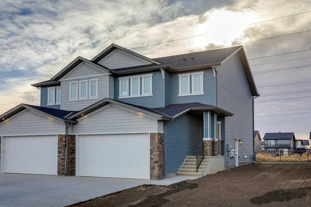 Picture of 225 Dawson Wharf Road , Chestermere Real Estate Listing