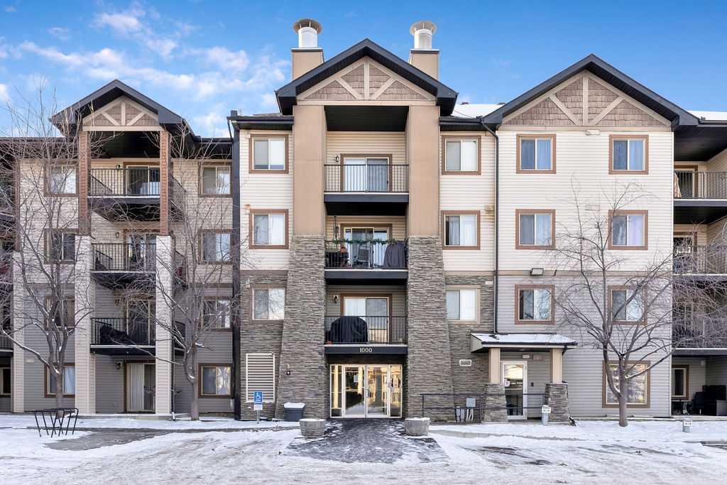 Picture of 1215, 8 Bridlecrest Drive SW, Calgary Real Estate Listing
