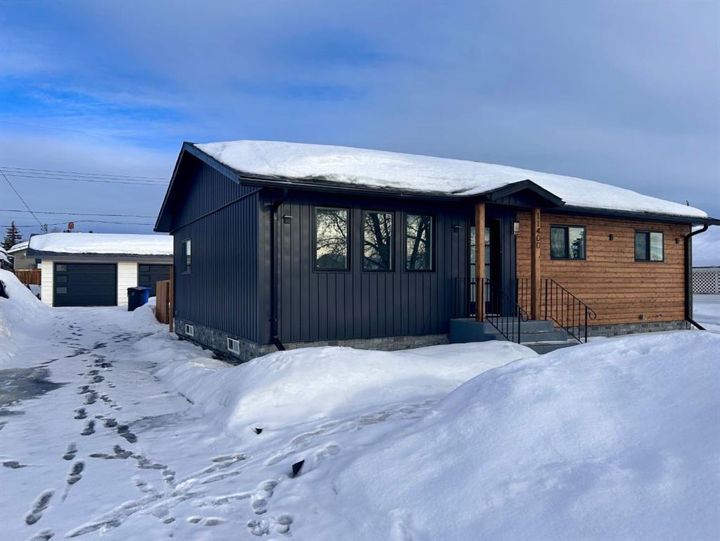 Picture of 11400 105 Avenue , Fairview Real Estate Listing