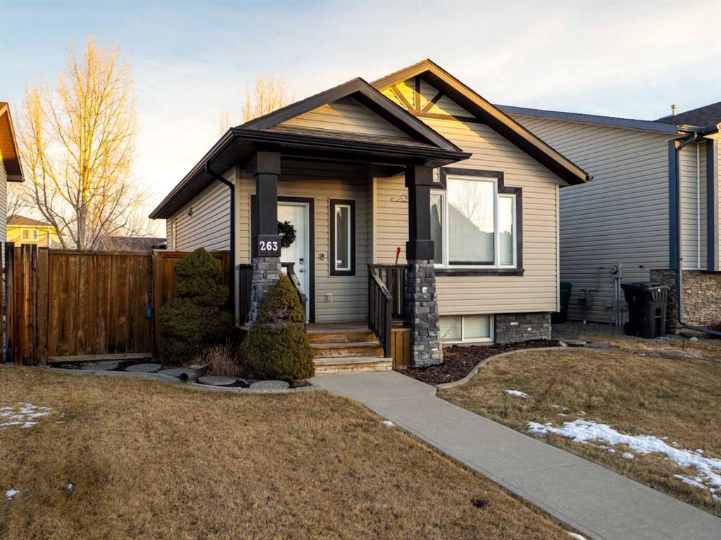 Picture of 263 Mt Sunburst Way W, Lethbridge Real Estate Listing