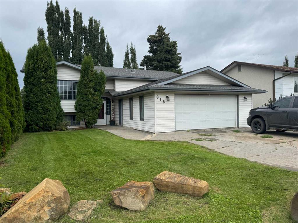 Picture of 816 11 Avenue SE, Slave Lake Real Estate Listing