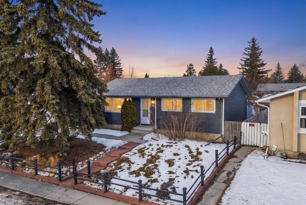 Picture of 724 Pinecliff Road NE, Calgary Real Estate Listing