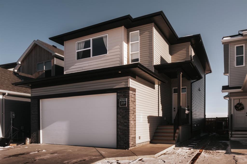 Picture of 209 Blackwolf Place N, Lethbridge Real Estate Listing