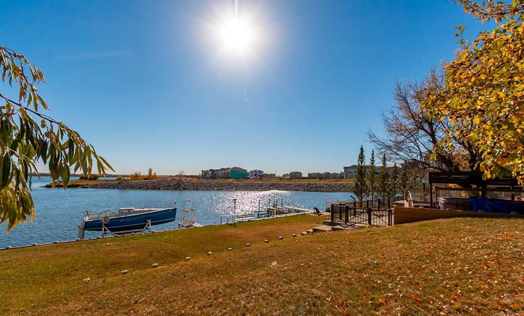 Picture of 1044 West Chestermere Dr Culdusac , Chestermere Real Estate Listing