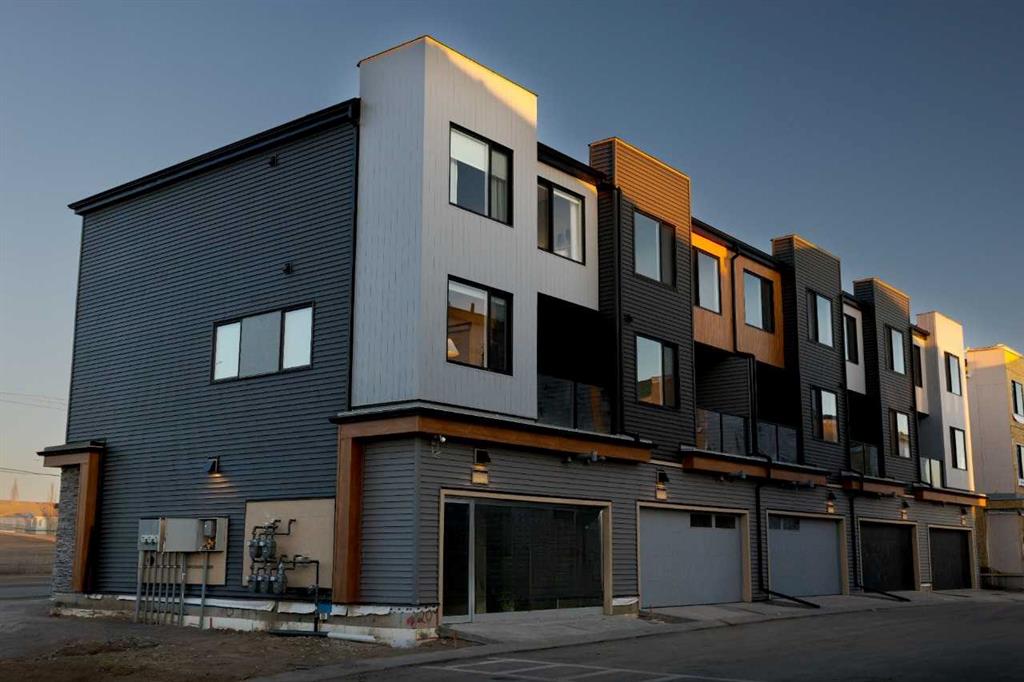 Picture of 209, 81 Midtown Boulevard SW, Airdrie Real Estate Listing