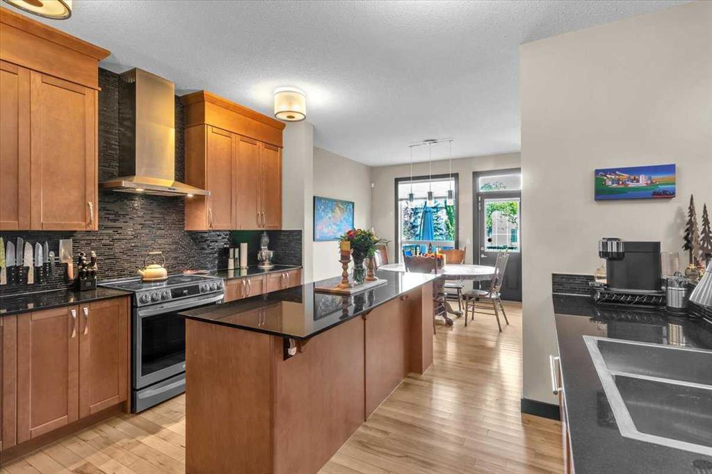 Picture of 58 Valley Pointe Way NW, Calgary Real Estate Listing