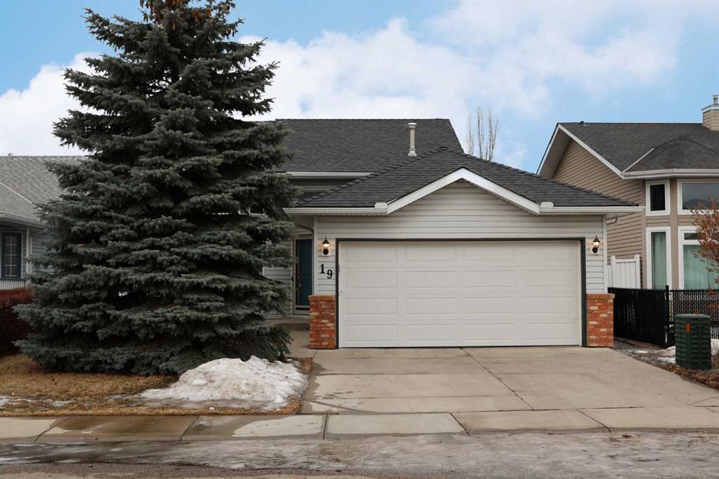 Picture of 19 Sunridge Crescent NW, Airdrie Real Estate Listing