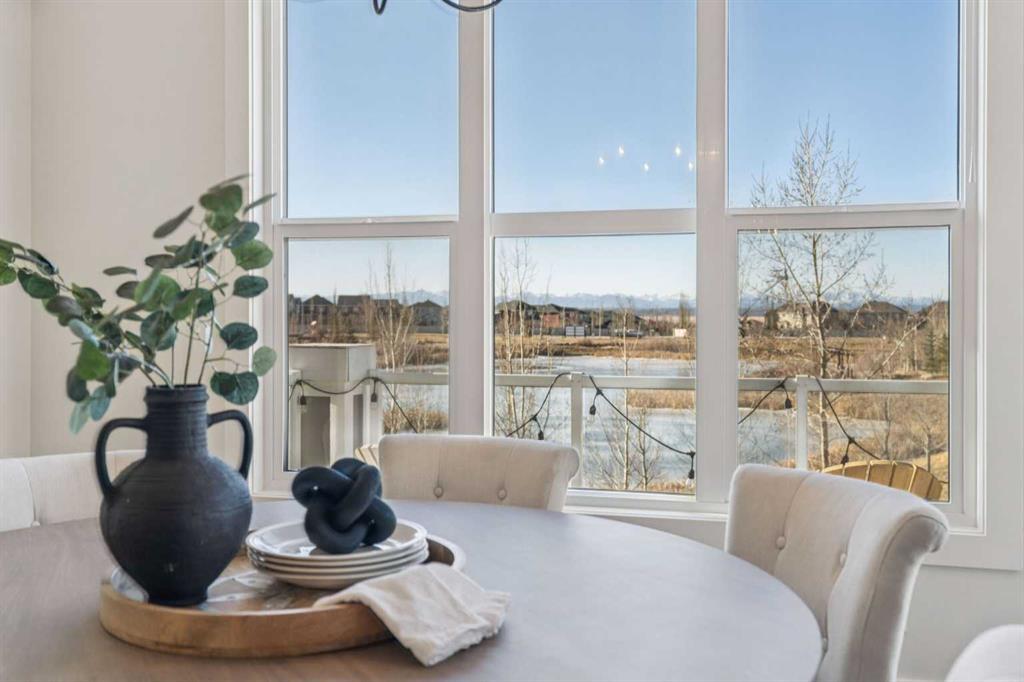 Picture of 47 Sundown Way , Cochrane Real Estate Listing