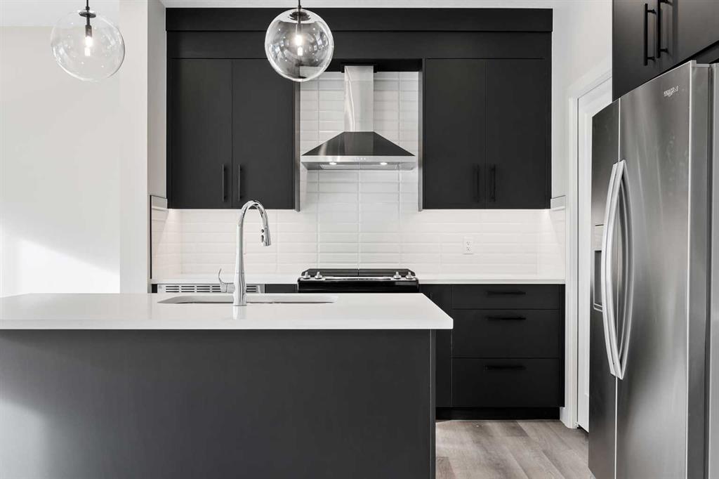 Picture of 26 Walgrove Bay SE, Calgary Real Estate Listing