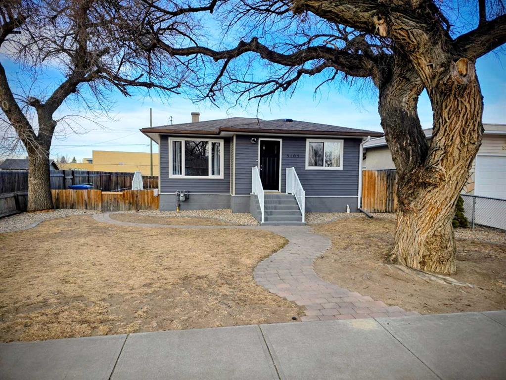 Picture of 5105 54 Avenue , Taber Real Estate Listing