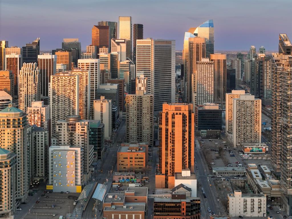 Picture of 2800, 1100 8 Avenue SW, Calgary Real Estate Listing