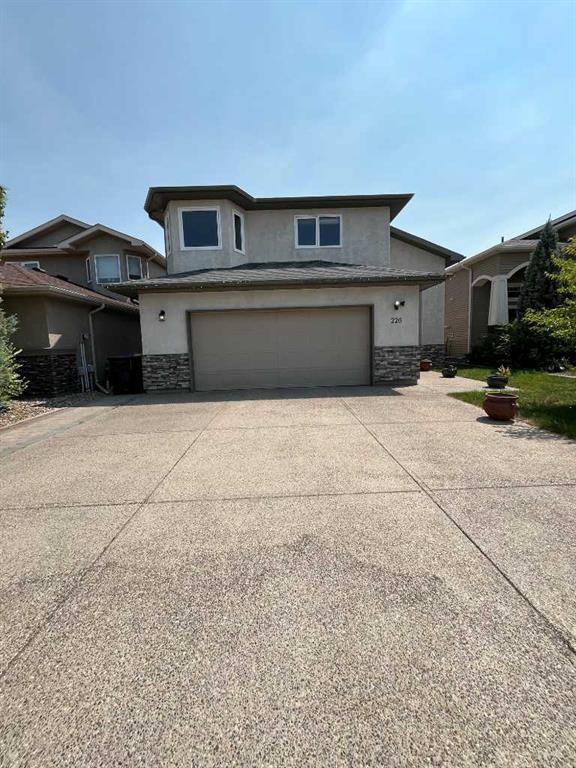Picture of 226 Gateway Manor  S, Lethbridge Real Estate Listing