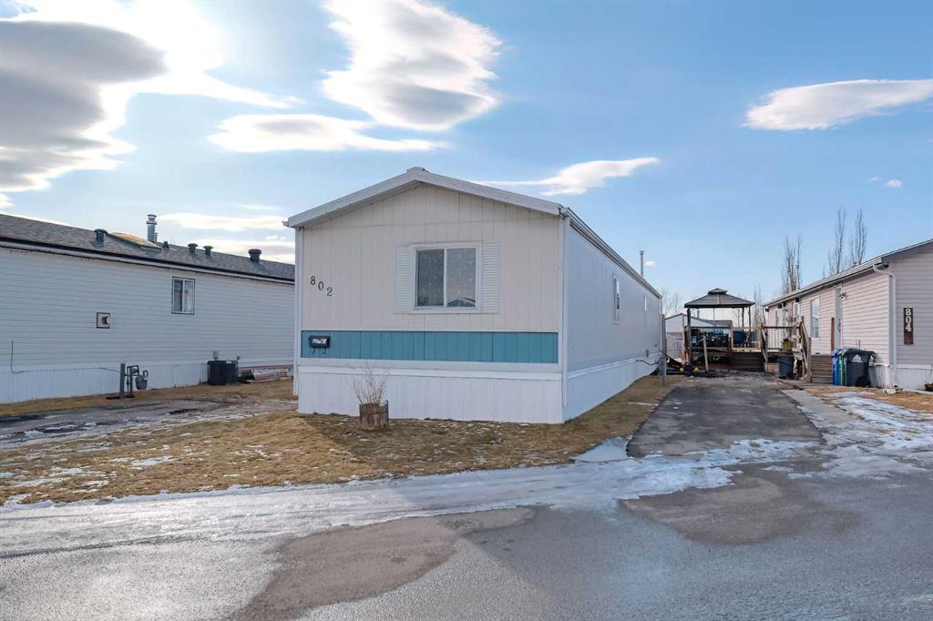 Picture of 802, 1101 84 Street NE, Calgary Real Estate Listing