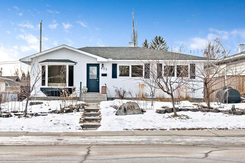 Picture of 623 75 Avenue SW, Calgary Real Estate Listing