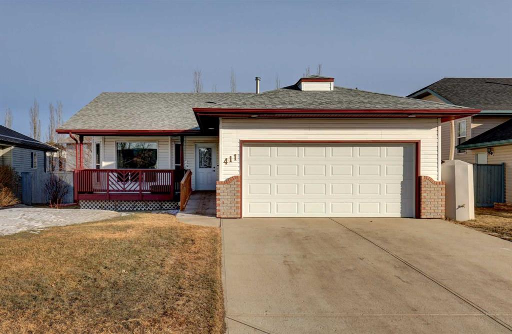 Picture of 411 Strathford Boulevard , Strathmore Real Estate Listing