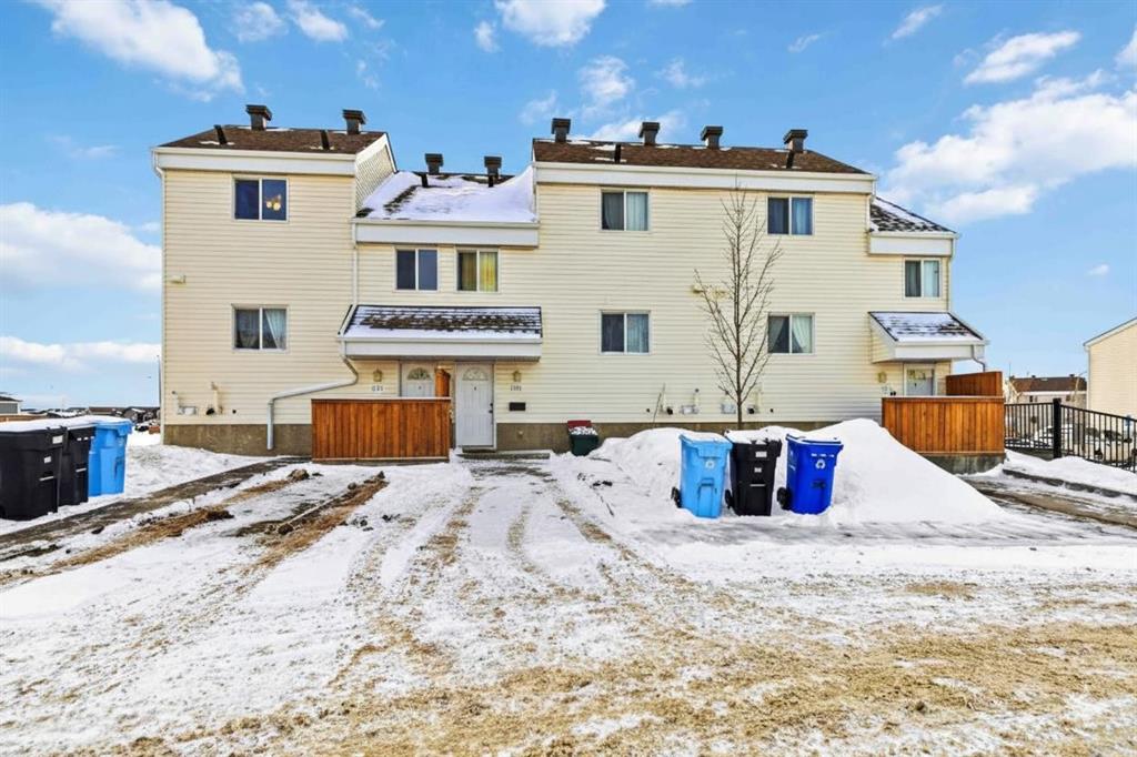 Picture of 9, 711 Beacon Hill Drive , Fort McMurray Real Estate Listing