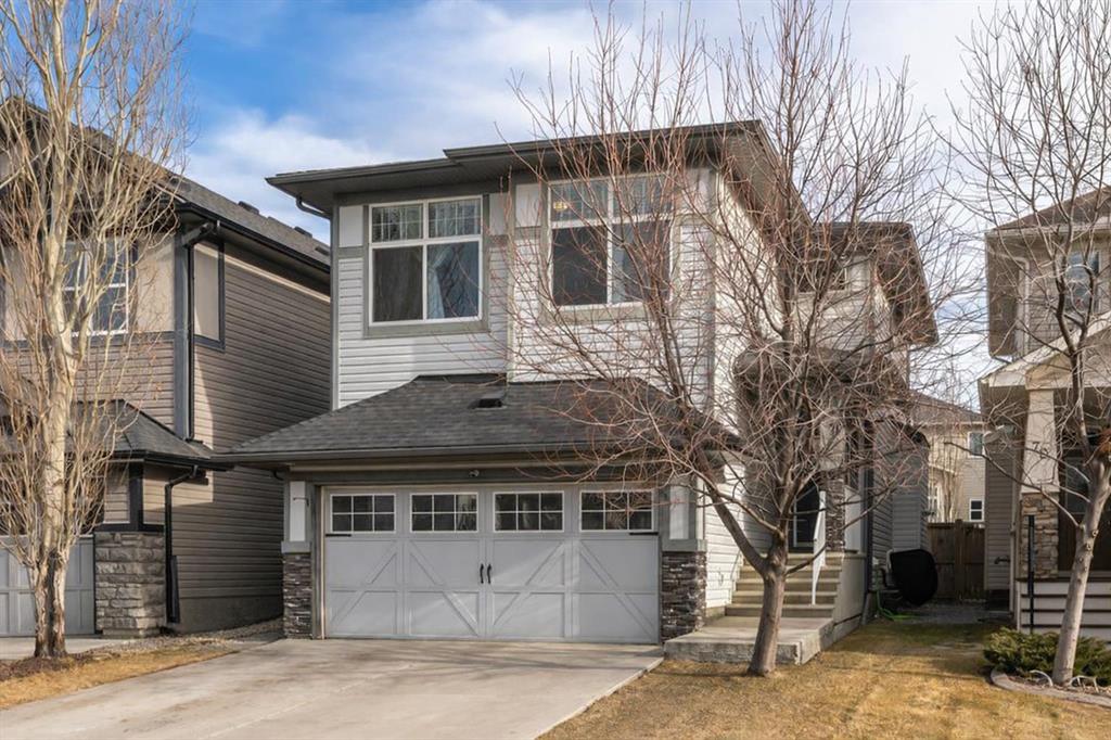 Picture of 74 Hillcrest Street SW, Airdrie Real Estate Listing