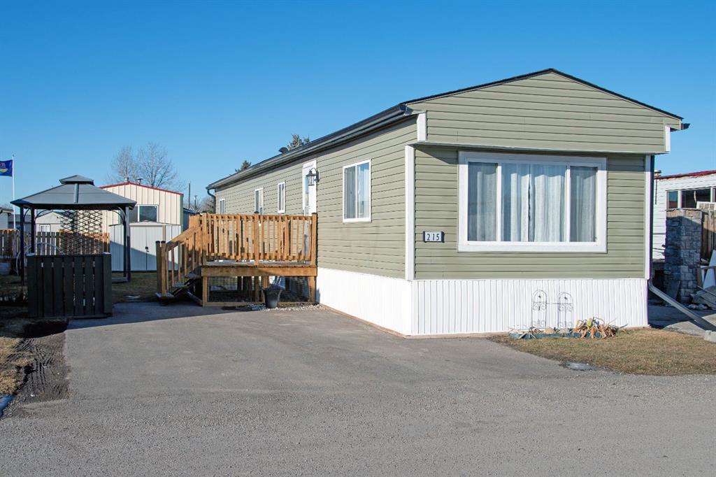 Picture of 215 Polar Avenue NE, High River Real Estate Listing