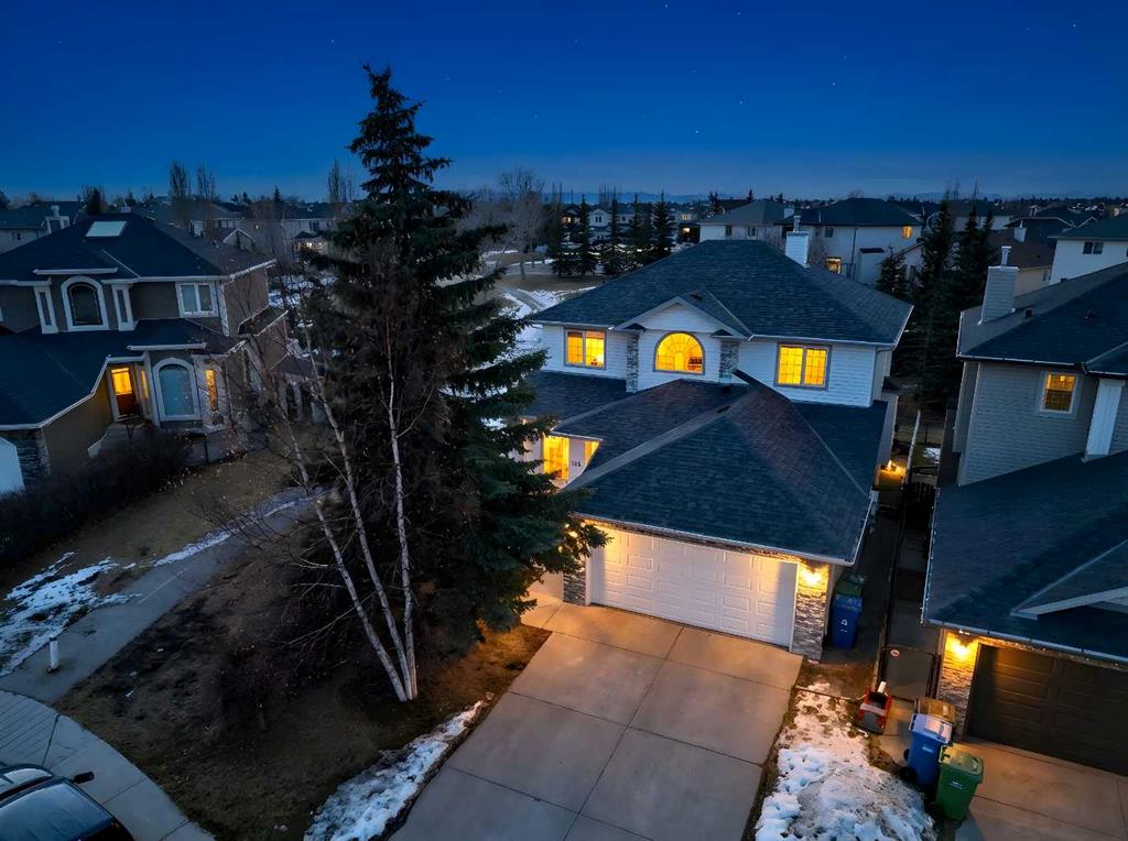 Picture of 105 Citadel Crest Park NW, Calgary Real Estate Listing