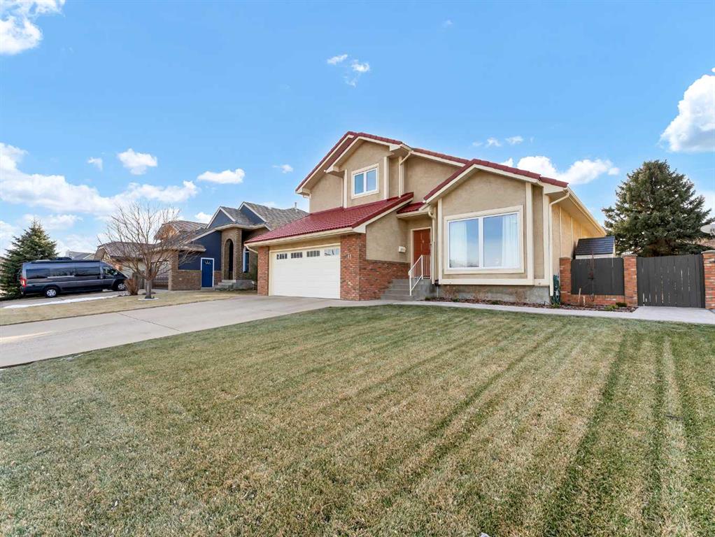 Picture of 11 Taylor Crescent SE, Medicine Hat Real Estate Listing