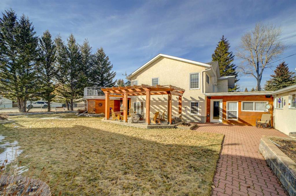 Picture of 11321 21 Avenue , Blairmore Real Estate Listing