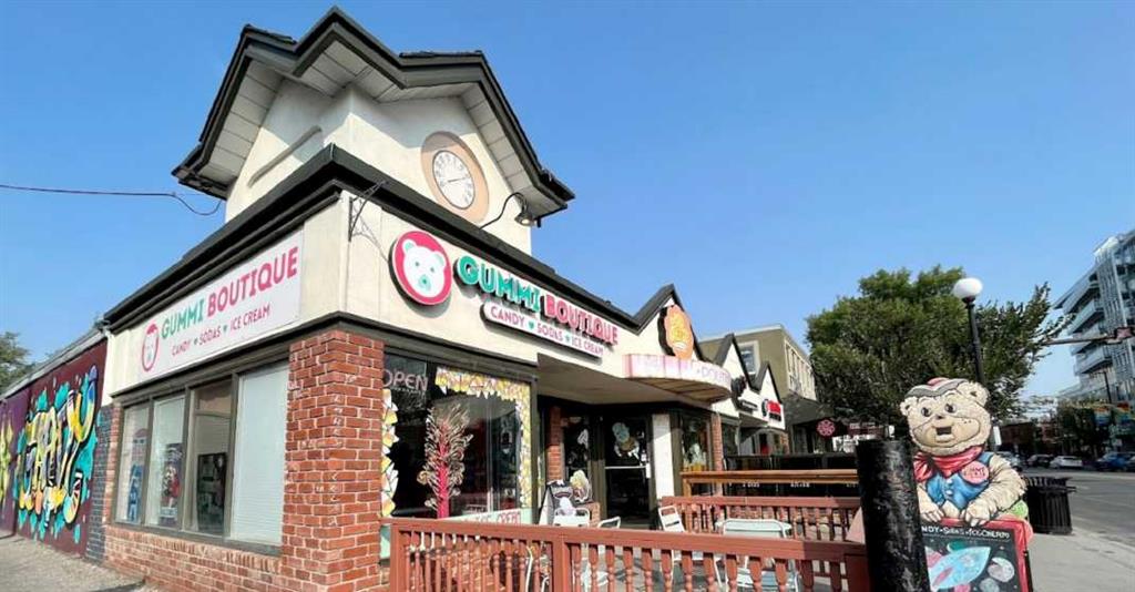 Picture of 205 10 Street NW, Calgary Real Estate Listing