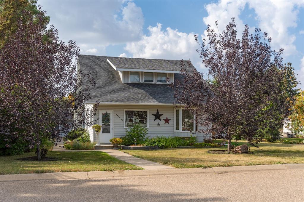 Picture of 4825 51 Street , Sedgewick Real Estate Listing