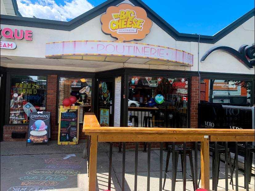 Picture of 207 10 Street NW, Calgary Real Estate Listing