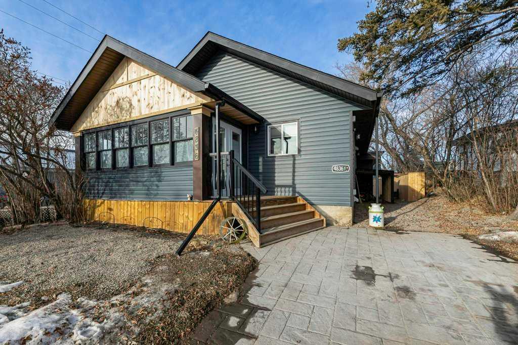 Picture of 4836 49 Street , Innisfail Real Estate Listing
