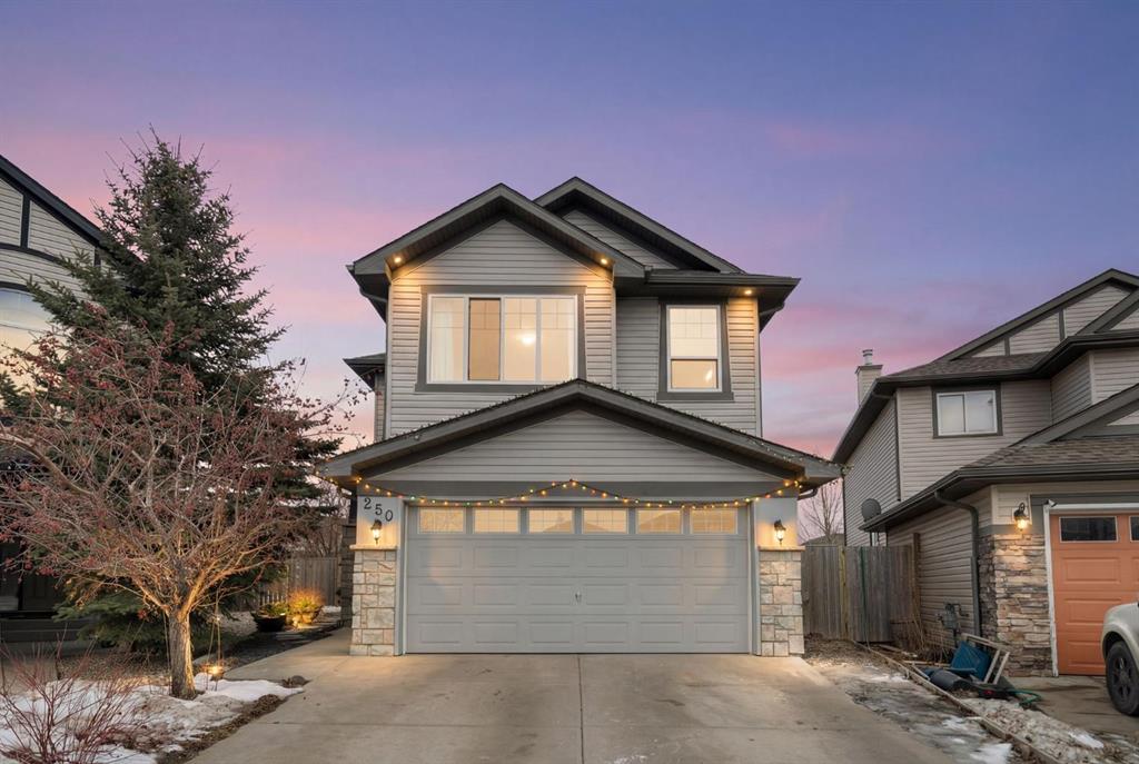 Picture of 250 Royal Birch Mews NW, Calgary Real Estate Listing