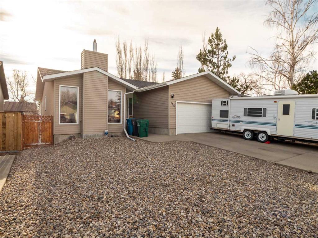 Picture of 146 Oxford Road W, Lethbridge Real Estate Listing