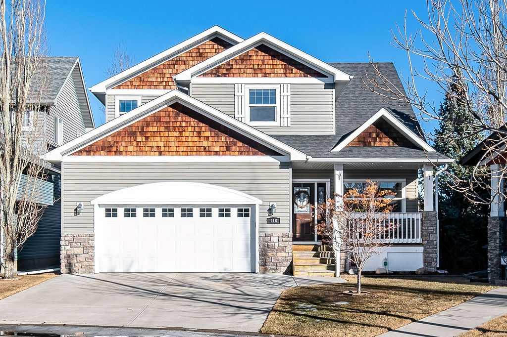 Picture of 718 Hamptons Bay SE, High River Real Estate Listing