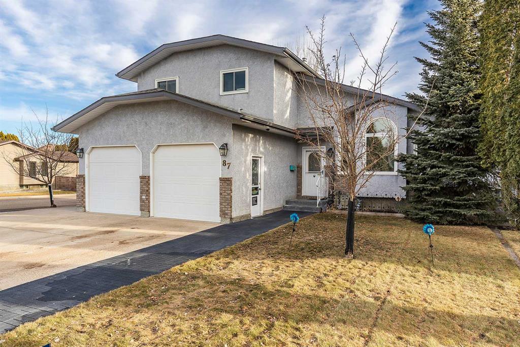 Picture of 87 Prairie Drive NE, Medicine Hat Real Estate Listing