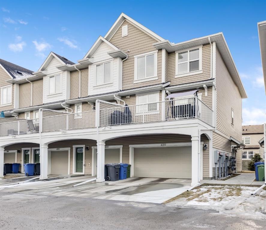 Picture of 620 Copperstone Manor SE, Calgary Real Estate Listing