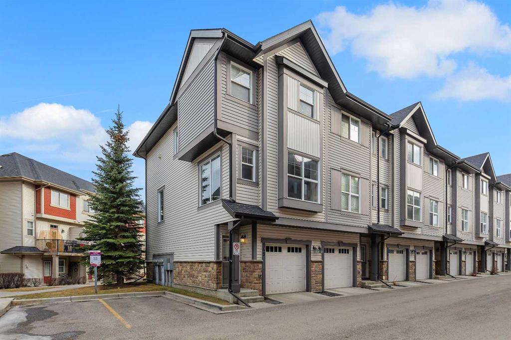 Picture of 149 New Brighton Point SE, Calgary Real Estate Listing