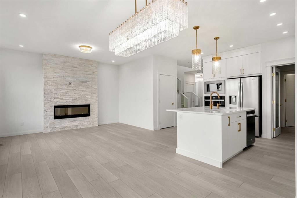 Picture of 94 Cornerbrook Crescent NE, Calgary Real Estate Listing